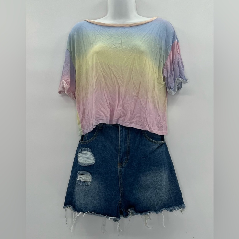 Super Soft Pastel Tie Dye Ombré Effect Crop Top in Blue, Yellow & Pink [Boohoo]